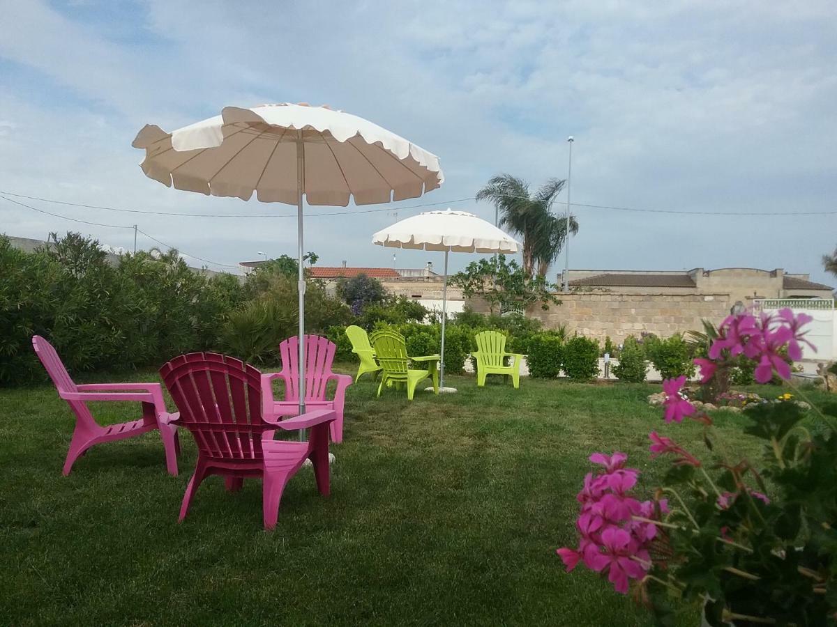 Li Curti B&B Melissano Екстер'єр фото