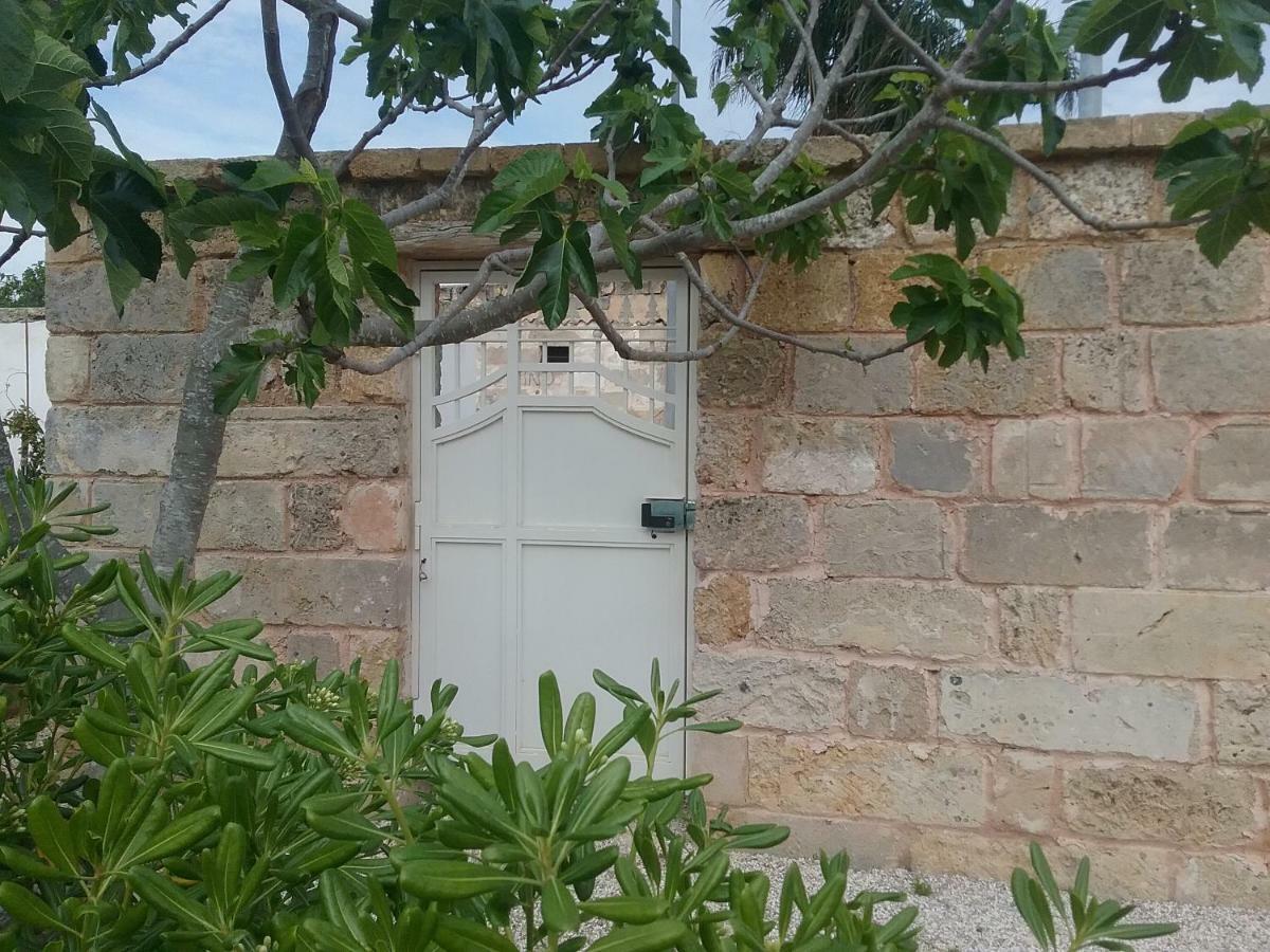Li Curti B&B Melissano Екстер'єр фото