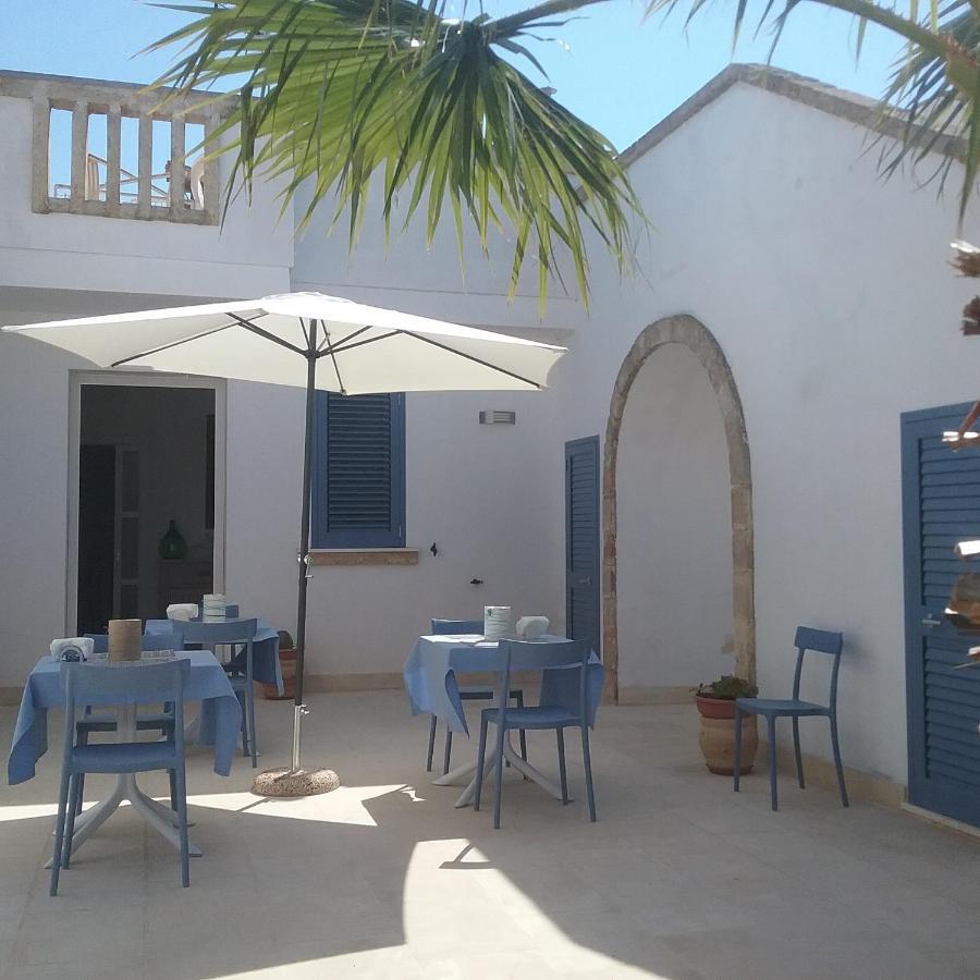 Li Curti B&B Melissano Екстер'єр фото